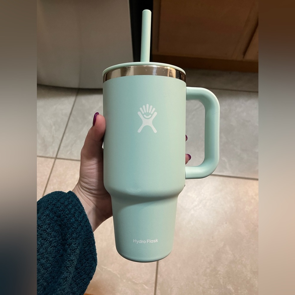 Hydro Flask, 32oz All Around Traveler Tumbler, barely used